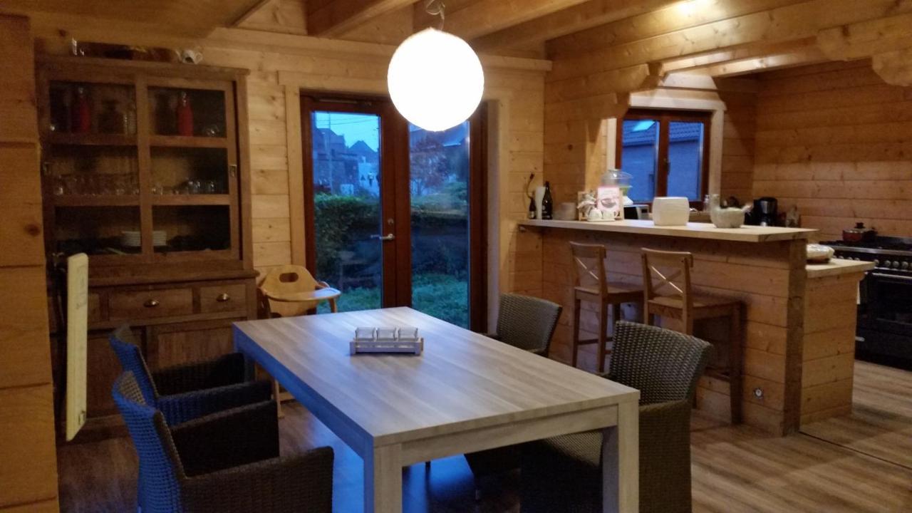 Au Chalet Bed & Breakfast Maubray Eksteriør bilde