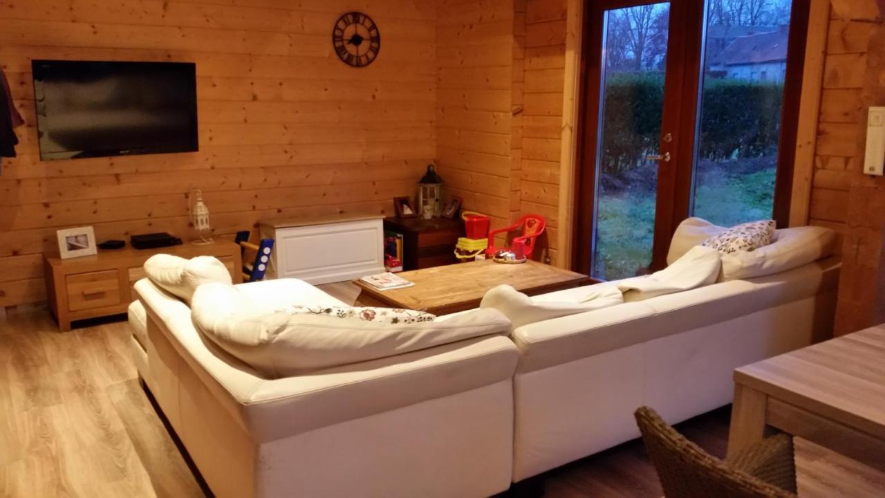 Au Chalet Bed & Breakfast Maubray Eksteriør bilde